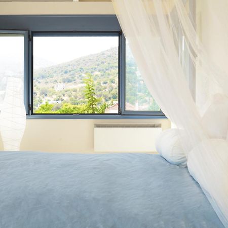 Blueline Guesthouse Agios Dimitrios  Ngoại thất bức ảnh