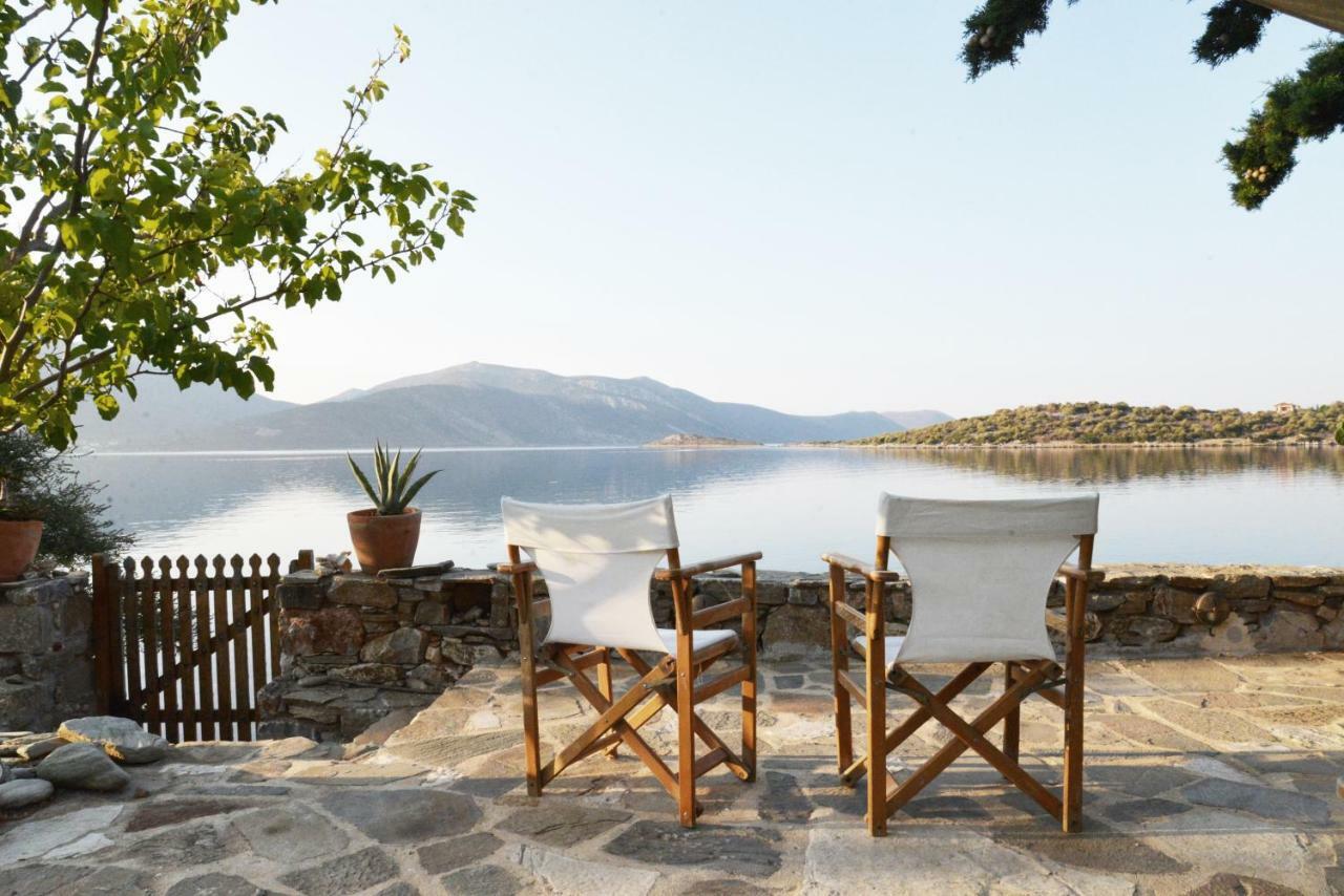 Blueline Guesthouse Agios Dimitrios  Ngoại thất bức ảnh